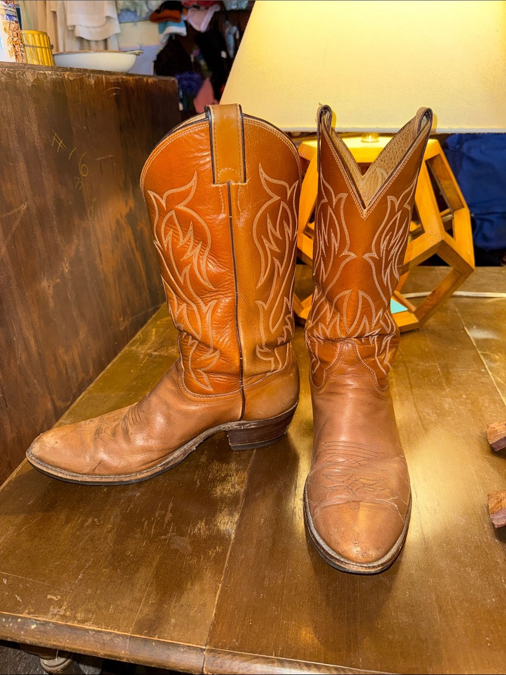 Justin Boots Brown Leather Western Cowboy Boots with Stitched Shaft